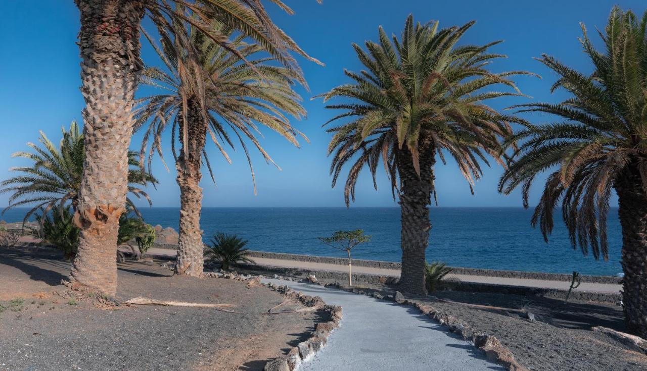 Apartamento Eduardo A Primera Linea Del Mar Costa Teguise Exterior foto